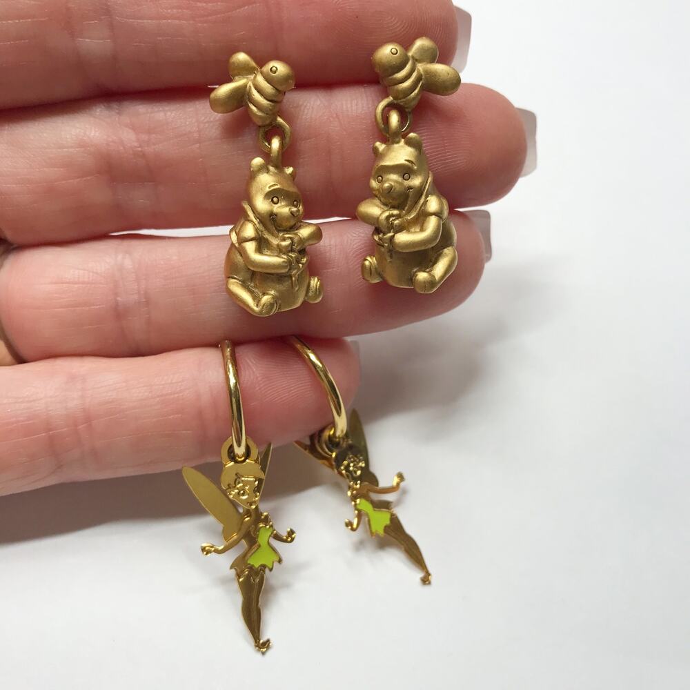 Vintage Disney Gold Tone Earrings Lot 2 Pair Tinker Bell Pooh Bear Bumble Bee - Picture 6 of 8